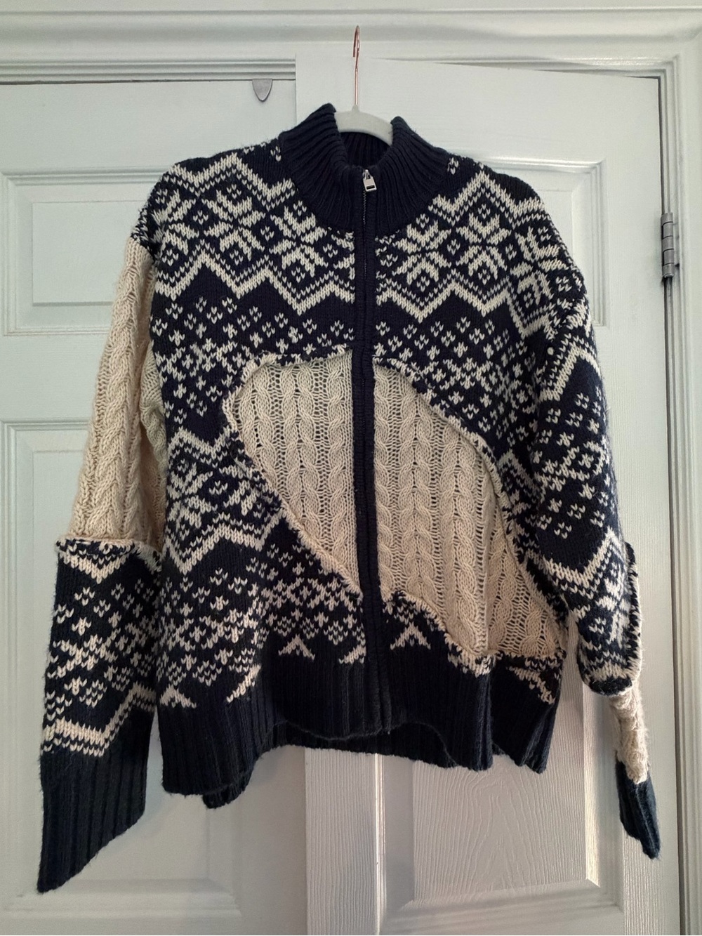 Womenโs Zara Zip Sweater